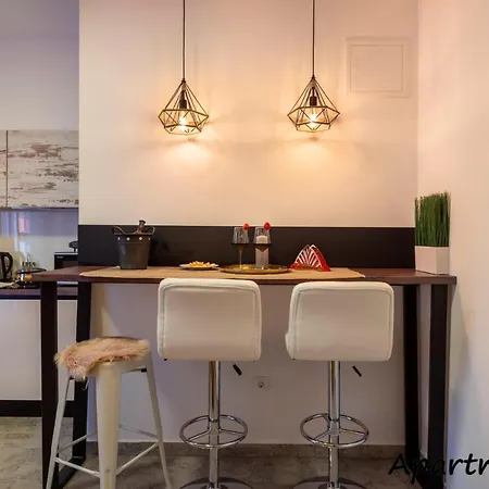 Place4u#2⋆new⋆central Location⋆parking⋆awesome Apartment Pula