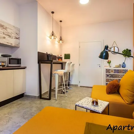 Place4u#2⋆new⋆central Location⋆parking⋆awesome * Pula